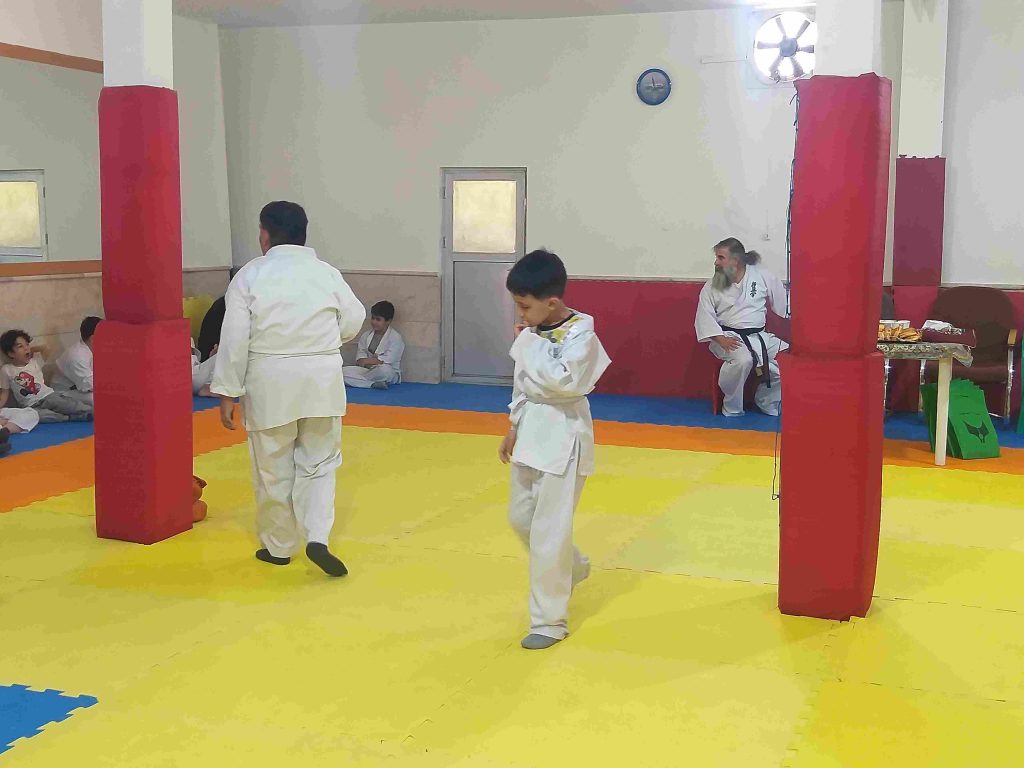 کاراته در سالن شهید عراقی
